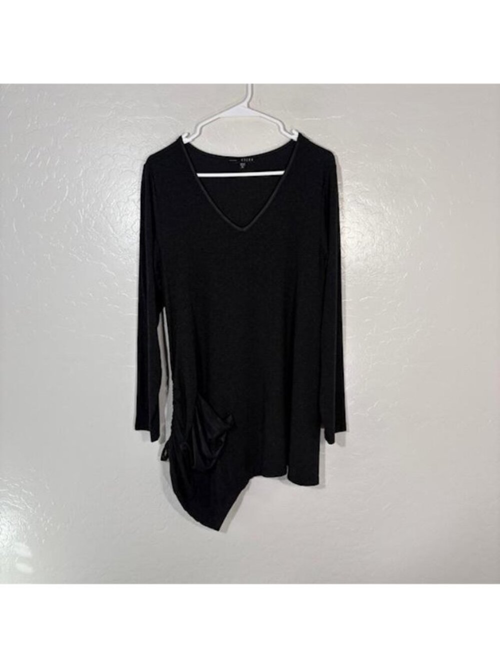 Kozan Tunic Top Womens Medium Black Asymmetrical Hem Pocket Stretch Long Sleeve